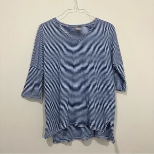 Chicos Striped 100% Linen Top Size 1 US M Blue V-Neck 3/4 Sleeve Boxy Coastal